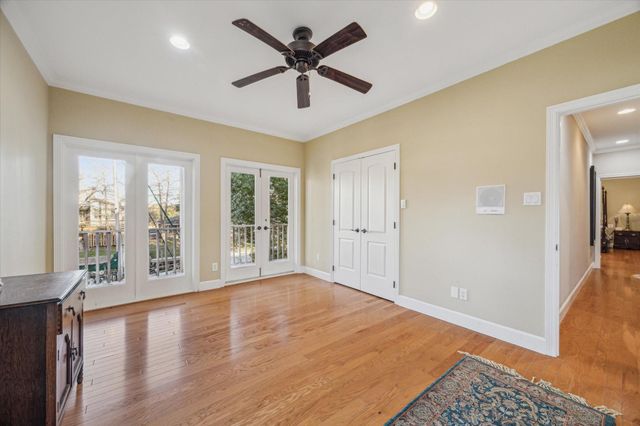 5 Harbor Lane, Kemah, TX 77565