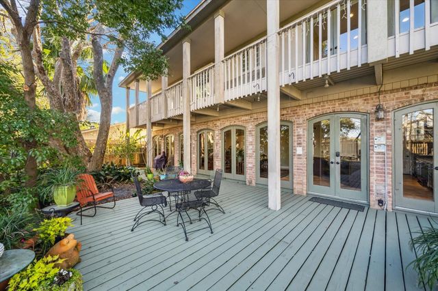 5 Harbor Lane, Kemah, TX 77565