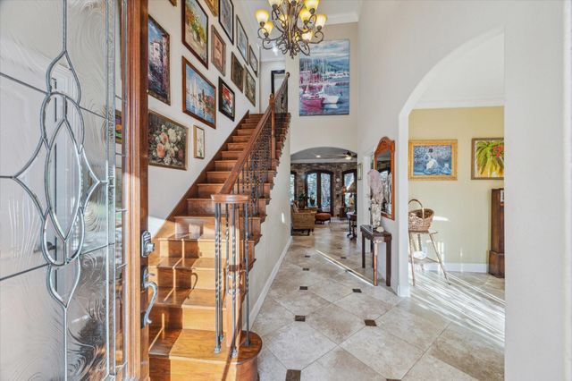 5 Harbor Lane, Kemah, TX 77565