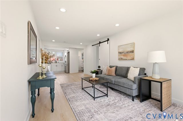 2732 Perlock Rd, North Chesterfield, VA 23237