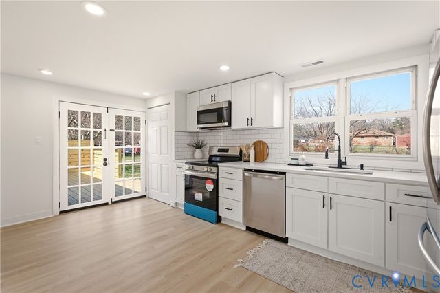 2732 Perlock Rd, North Chesterfield, VA 23237