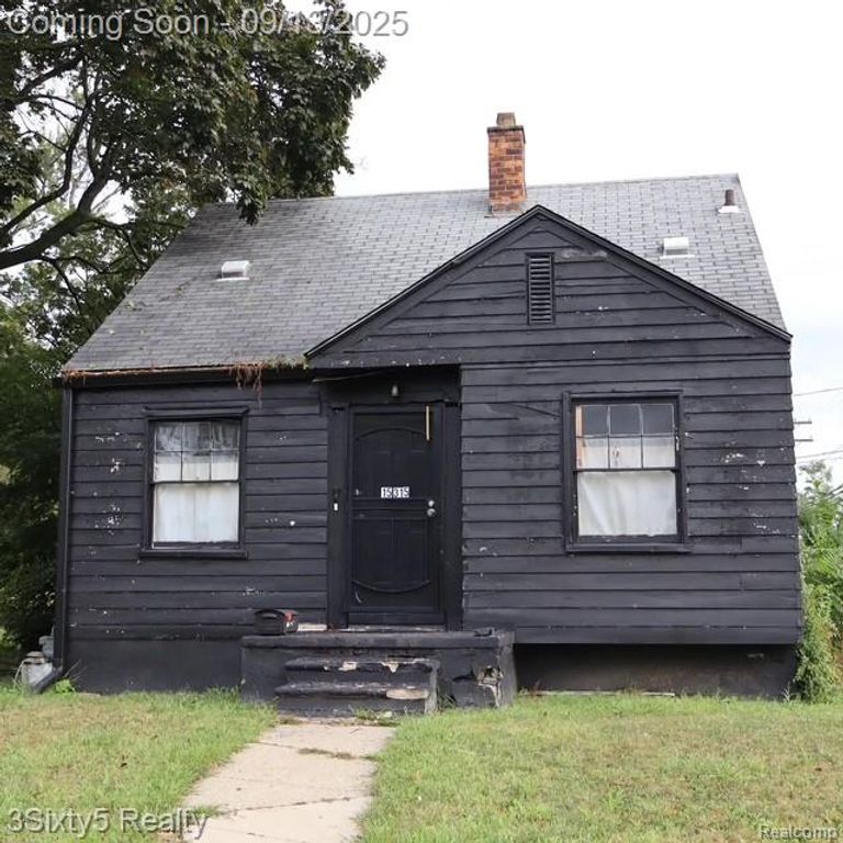 15315 Park Grove Street, Detroit, MI 48205