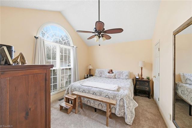 2005 Carlisle Way, High Point, NC 27265