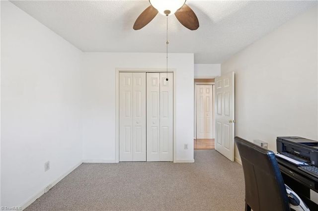 2005 Carlisle Way, High Point, NC 27265