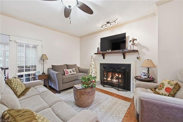 2005 Carlisle Way, High Point, NC 27265