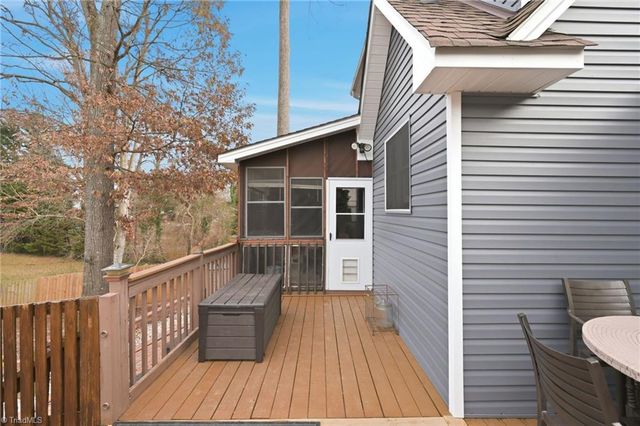 2005 Carlisle Way, High Point, NC 27265