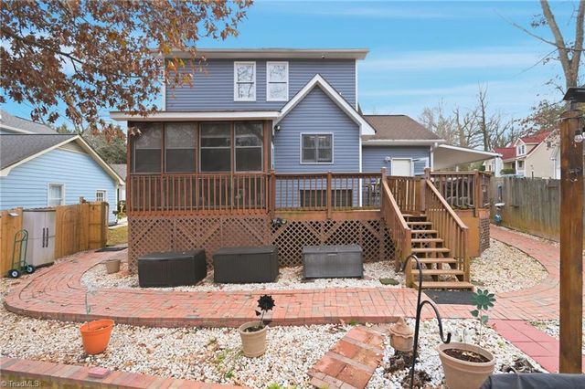 2005 Carlisle Way, High Point, NC 27265