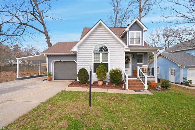 2005 Carlisle Way, High Point, NC 27265