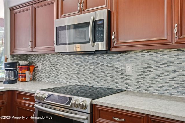 18729 Bascomb Lane, Hudson, FL 34667