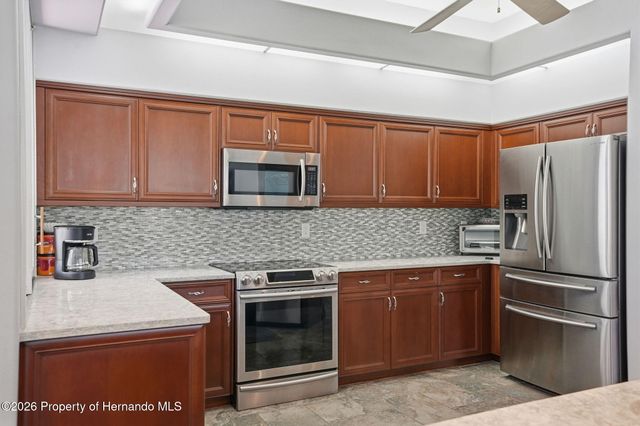 18729 Bascomb Lane, Hudson, FL 34667