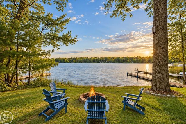 5231 Mattawa Drive, Independence Twp, MI 48348