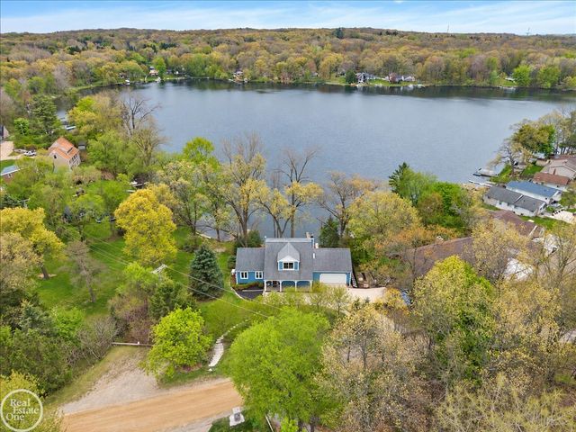 5231 Mattawa Drive, Independence Twp, MI 48348