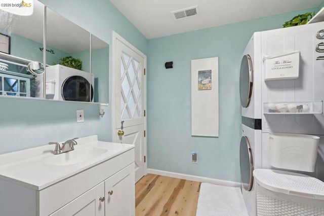 2269 Cypress Ave, San Pablo, CA 94806