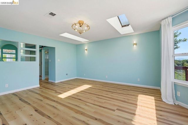 2269 Cypress Ave, San Pablo, CA 94806