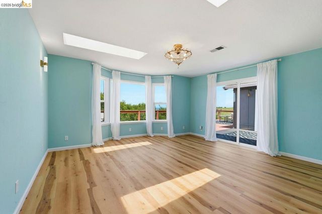 2269 Cypress Ave, San Pablo, CA 94806