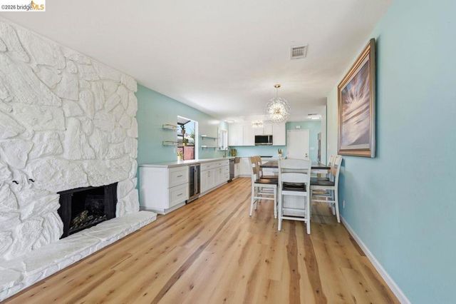 2269 Cypress Ave, San Pablo, CA 94806