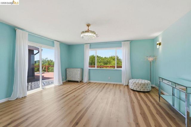 2269 Cypress Ave, San Pablo, CA 94806