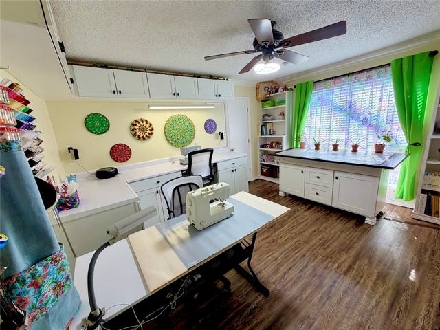 2709 Fairway Park Street, Grand Prairie, TX 75050