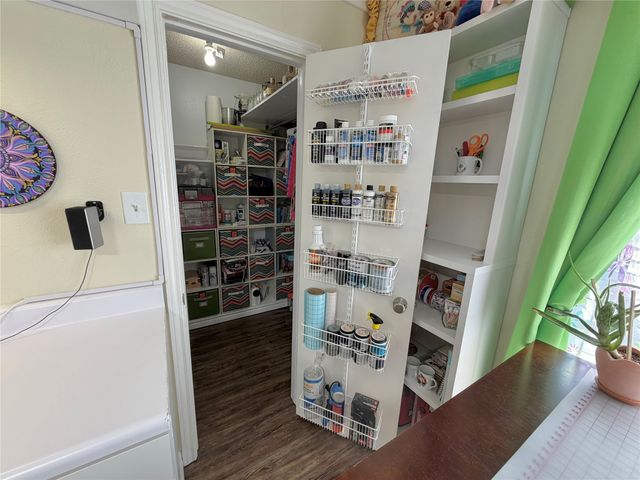 2709 Fairway Park Street, Grand Prairie, TX 75050