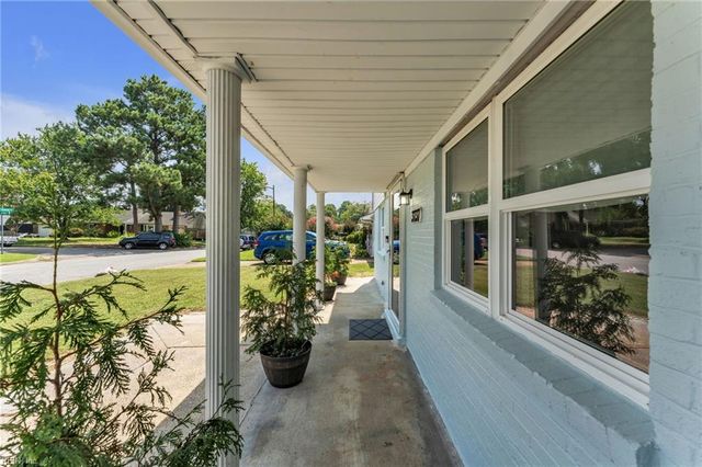 3737 Lake Tahoe TRL, Virginia Beach, VA 23453