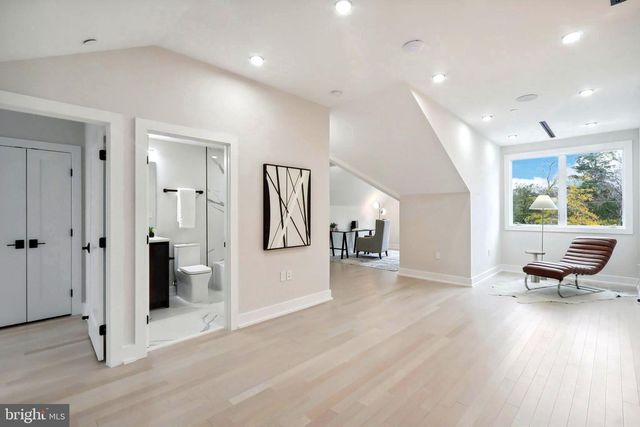 4920 NW LOUGHBORO RD NW, Washington, DC 20016