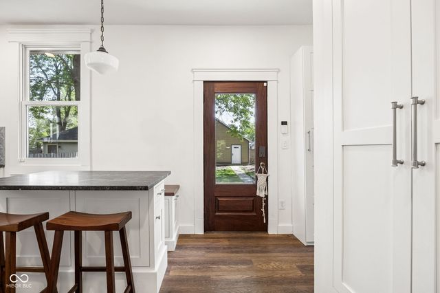 711 Woodruff Place East Drive, Indianapolis, IN 46201
