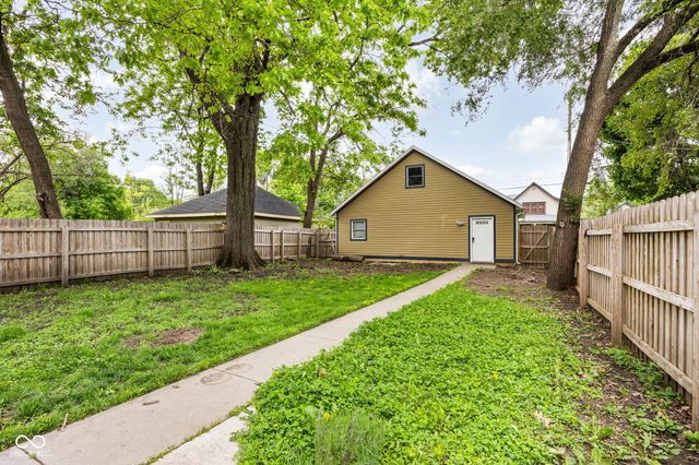 711 Woodruff Place East Drive, Indianapolis, IN 46201