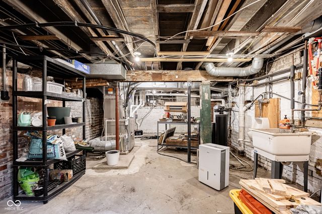 711 Woodruff Place East Drive, Indianapolis, IN 46201