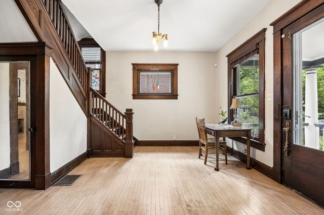711 Woodruff Place East Drive, Indianapolis, IN 46201