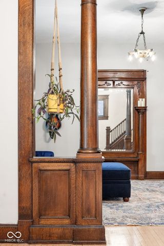 711 Woodruff Place East Drive, Indianapolis, IN 46201