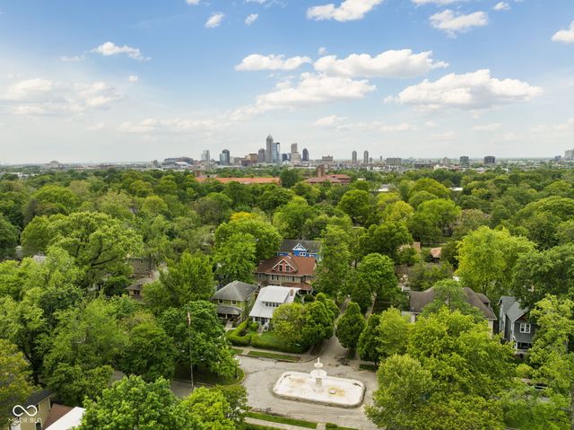 711 Woodruff Place East Drive, Indianapolis, IN 46201