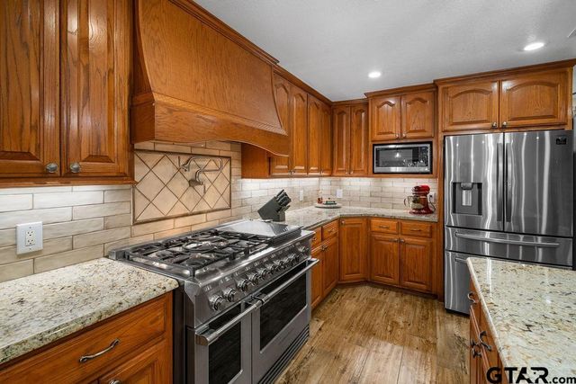 15993 Big Oak Bay, Tyler, TX 75707
