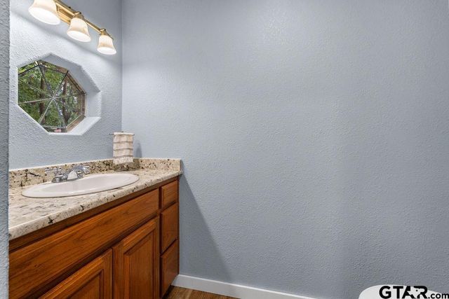 15993 Big Oak Bay, Tyler, TX 75707