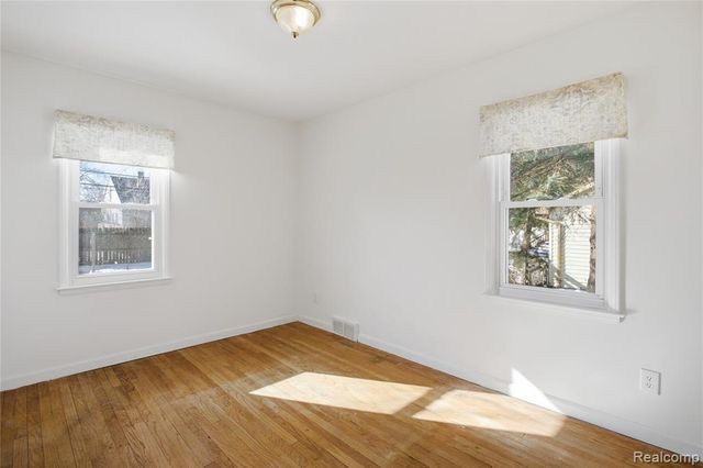 929 Larkmoor Boulevard, Berkley, MI 48072