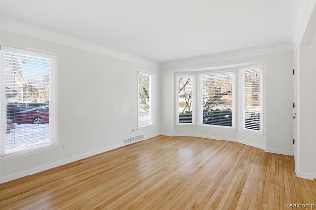 929 Larkmoor Boulevard, Berkley, MI 48072