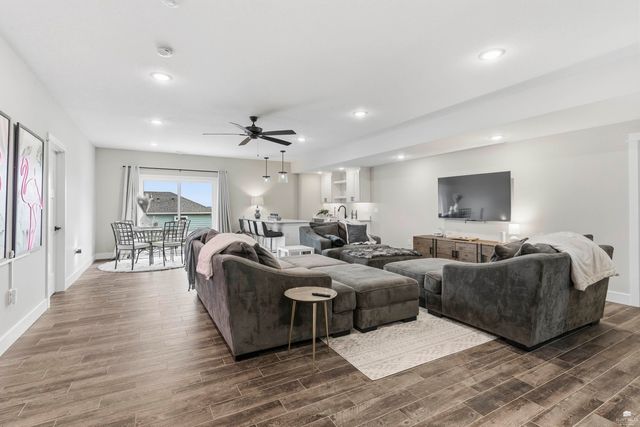 3911 Travers Circle, Manhattan, KS 66503