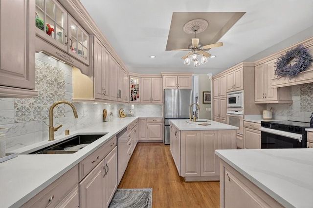3223 13th PLACE, Kenosha, WI 53144