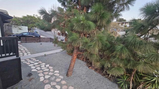 5210 Roswell, San Diego, CA 92114