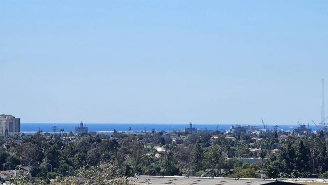 5210 Roswell, San Diego, CA 92114