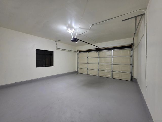 5210 Roswell, San Diego, CA 92114