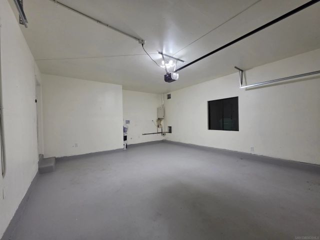 5210 Roswell, San Diego, CA 92114