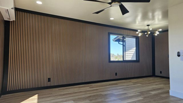 5210 Roswell, San Diego, CA 92114