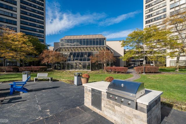 1001 Jefferson Avenue, Detroit, MI 48226