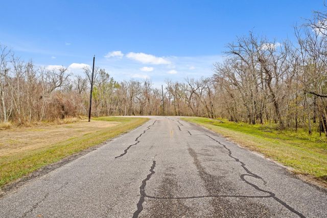 17502 Red Fork Drive, Rosharon, TX 77583