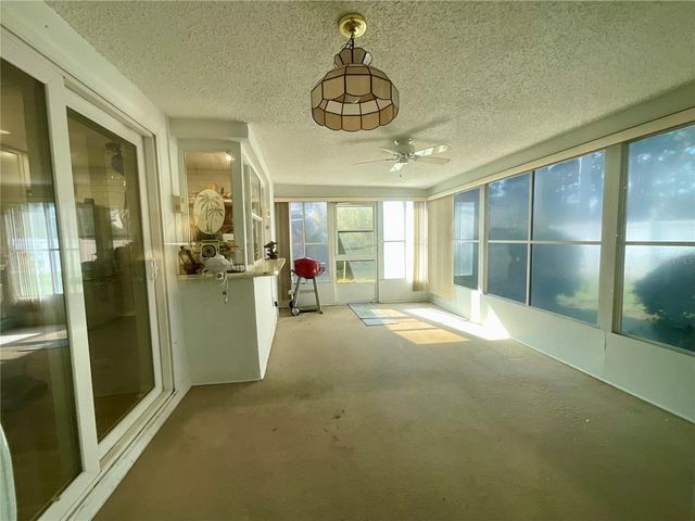 10052 45TH WAY N, Pinellas Park, FL 33782