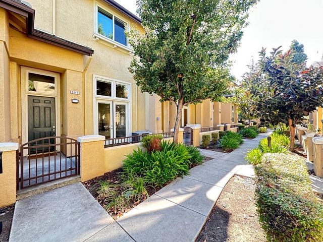 5043 Le Miccine Terrace, San Jose, CA 95129
