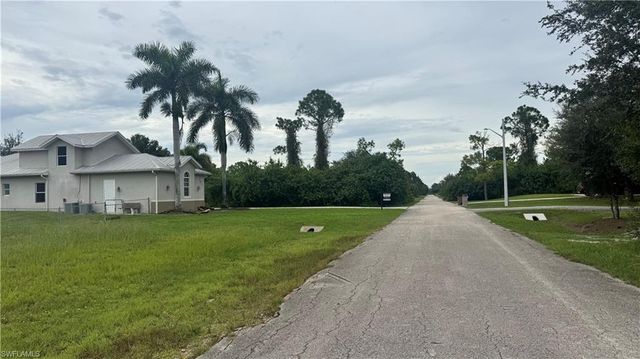 1808 Irving AVE, Lehigh Acres, FL 33972