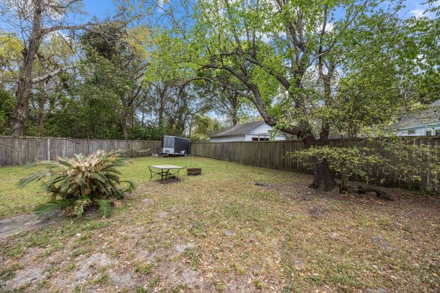 5905 Sedgefield Drive, Hanahan, SC 29410