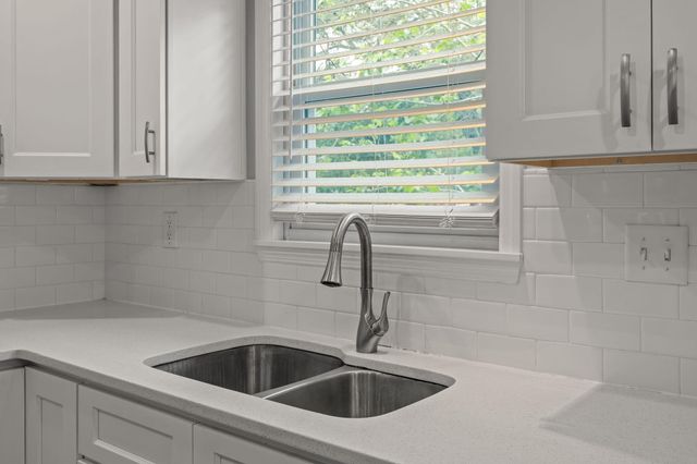 5905 Sedgefield Drive, Hanahan, SC 29410