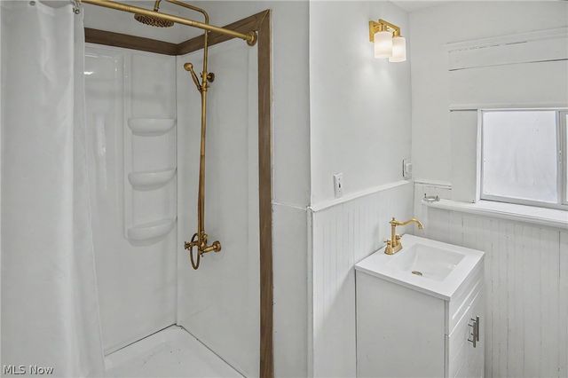 853 Summit Street NW, Warren, OH 44485